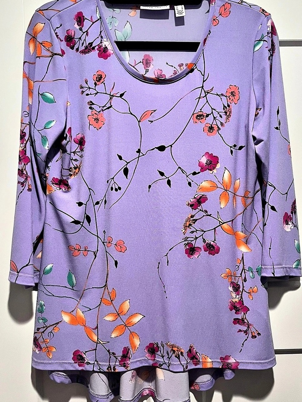 Susan Graver Liquid Knit Floral Tunic w/Peplum Back Purple Size Small